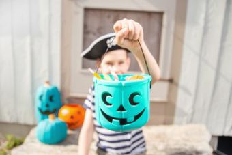 The Teal Pumpkin Project: How to Be Inclusive This Halloween