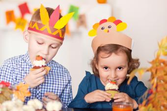 The Ultimate Guide to Throwing a Thanksgiving Class Party