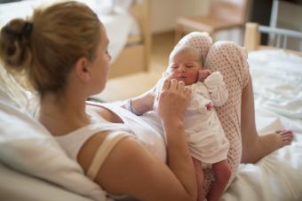 7 Things to Avoid After You Give Birth: Tips From Real Moms 