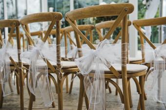 8 Easy & Affordable Tips for Decorating Your Wedding With Tulle