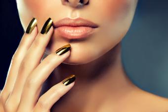 11 Mesmerizing Metallic Nails to Lean Into Luxurious Style